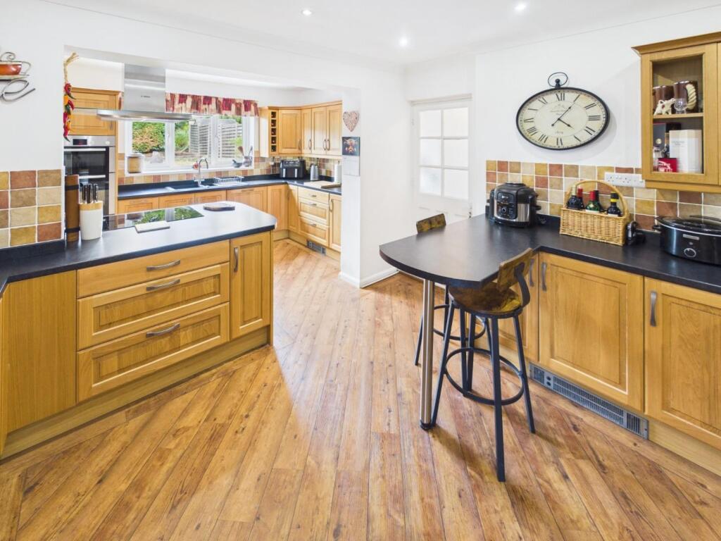House in West Lindsey, Ingham - View 5