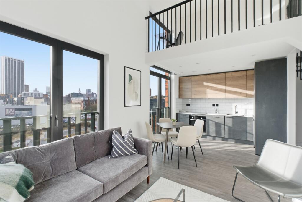 Main image of property: Belmont Wharf, Glasswater Locks, B4