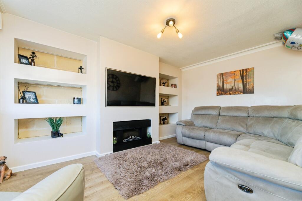 Woodland Way, Herringthorpe, Rotherham photo 4