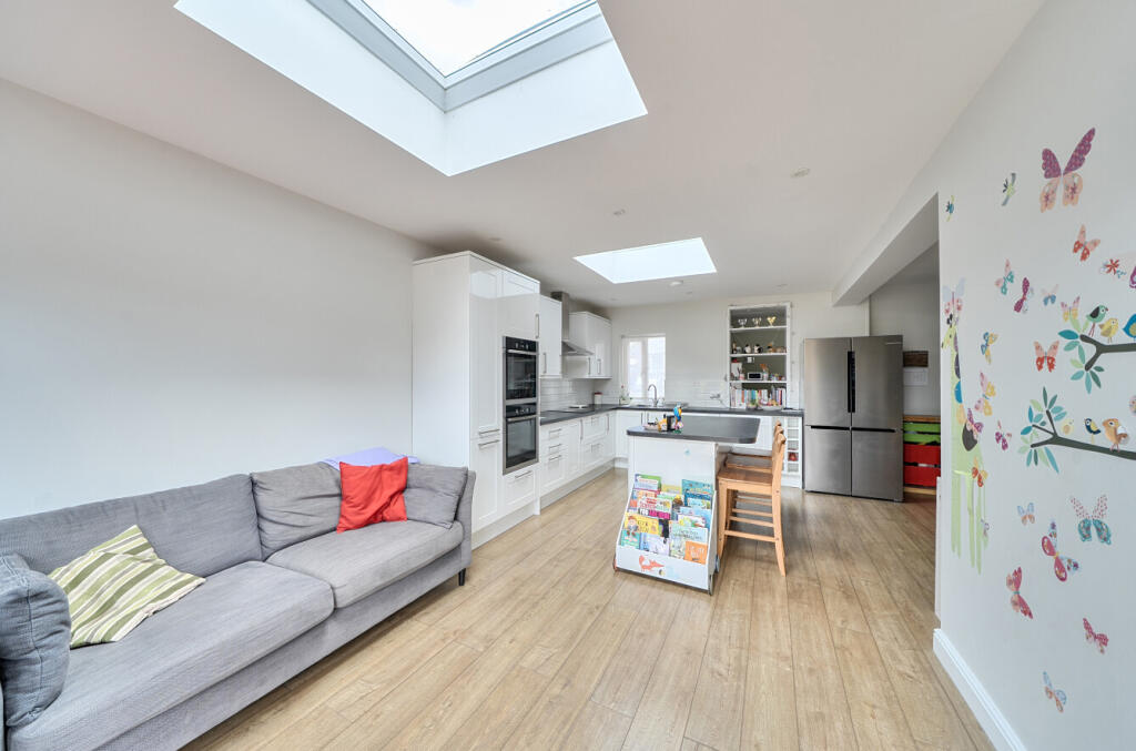 House in Southampton - View 5