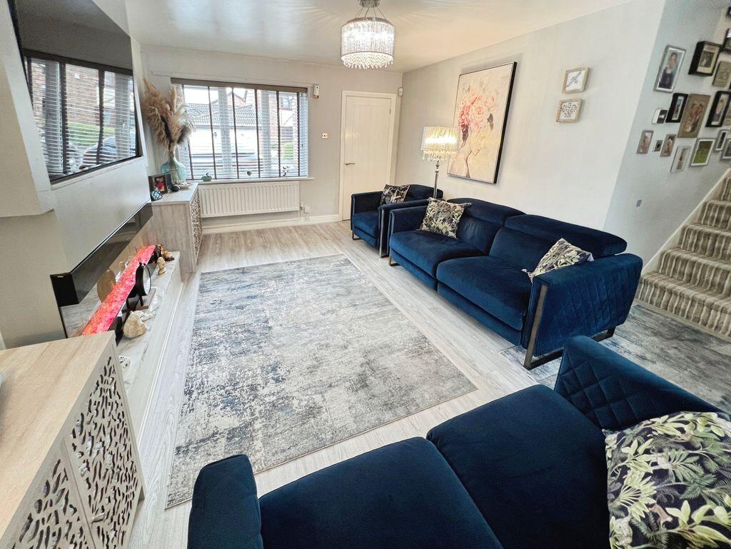 House in Bolton, Westhoughton - More