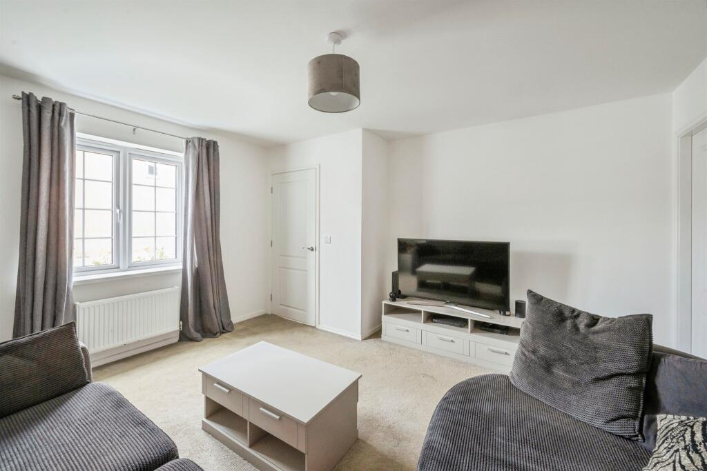 Hawk Drive, Dunsville, Doncaster - View 5