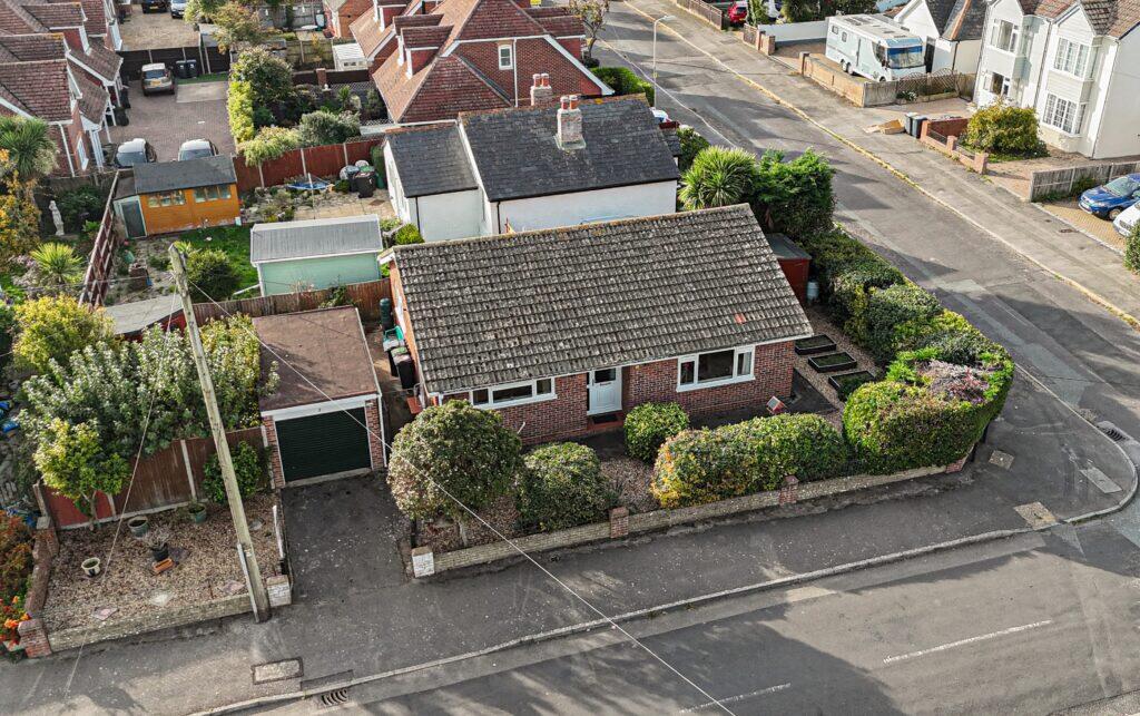 Sea View Road, Hayling Island photo 2