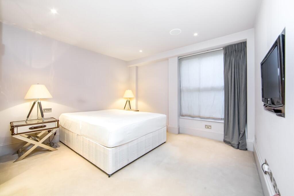 3 bedroom maisonette for rent