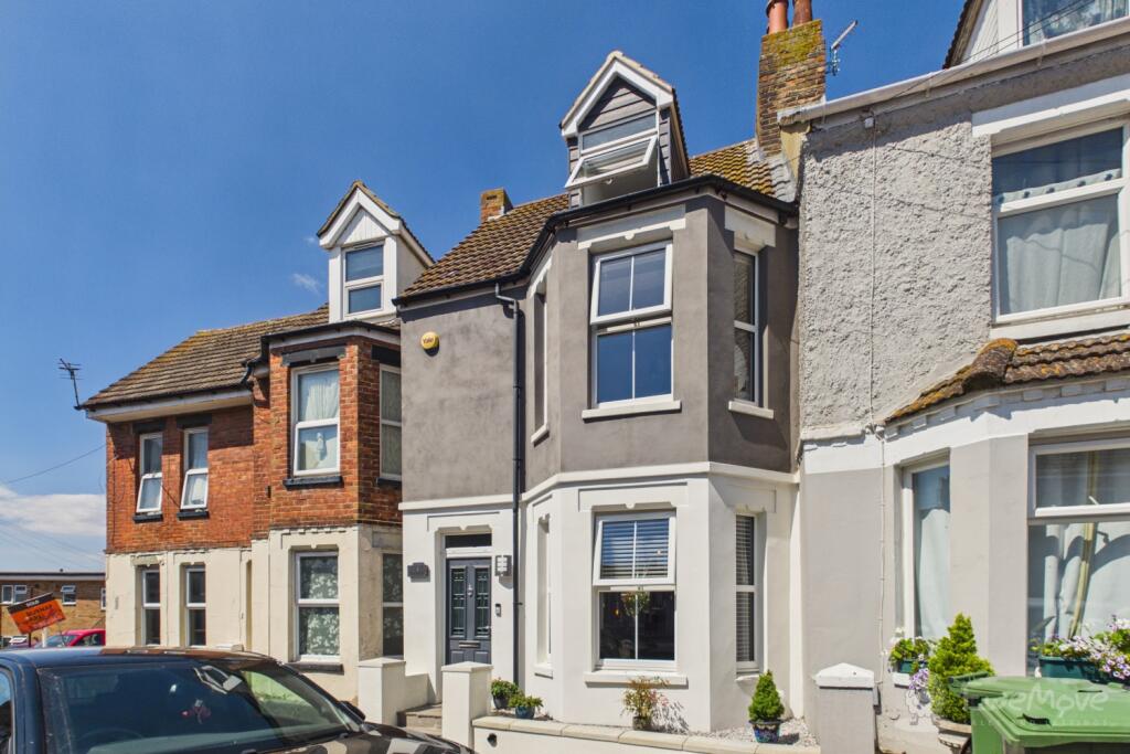 Main image of property: Fernbank Crescent, Folkestone, CT19