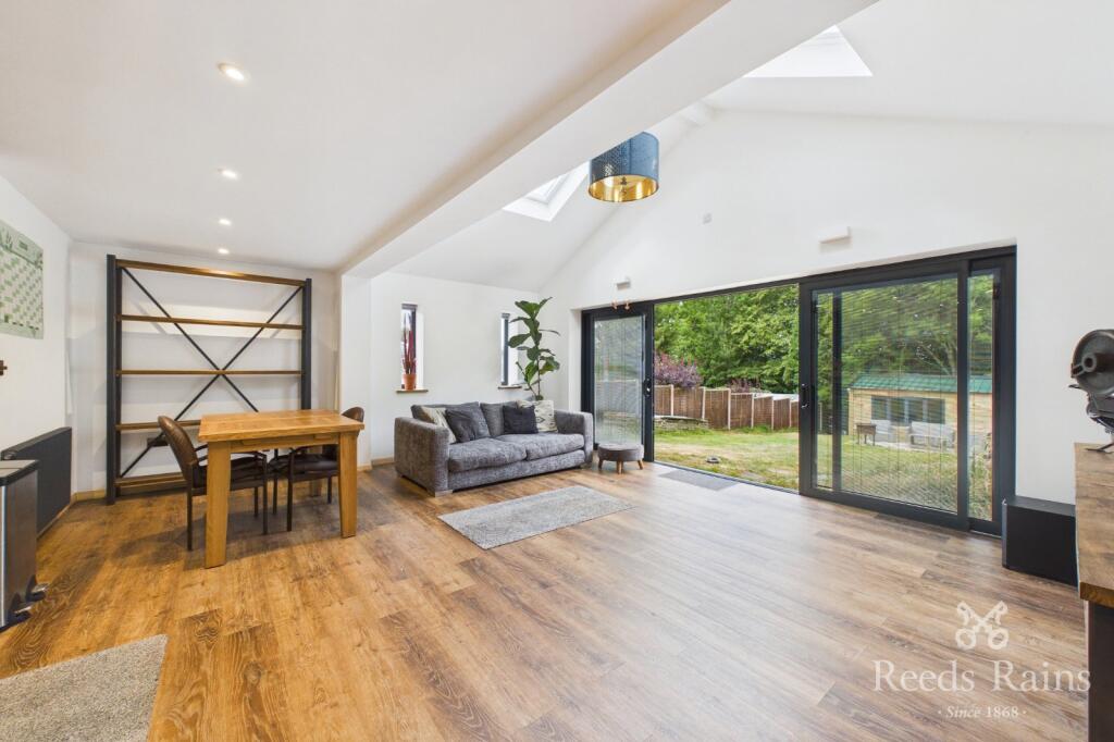Shearwater Road, Offerton, Stockport, Cheshire, SK2 photo 4