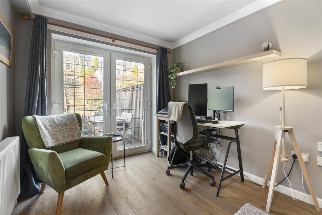 House in Edinburgh, Craigcrook, Blackhall - View 3