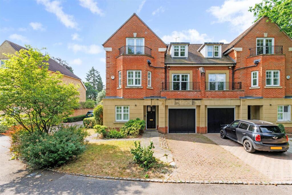 Main image of property: London Road, Ascot