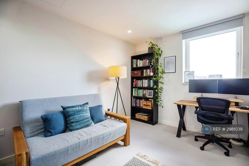 Apartment in London - More