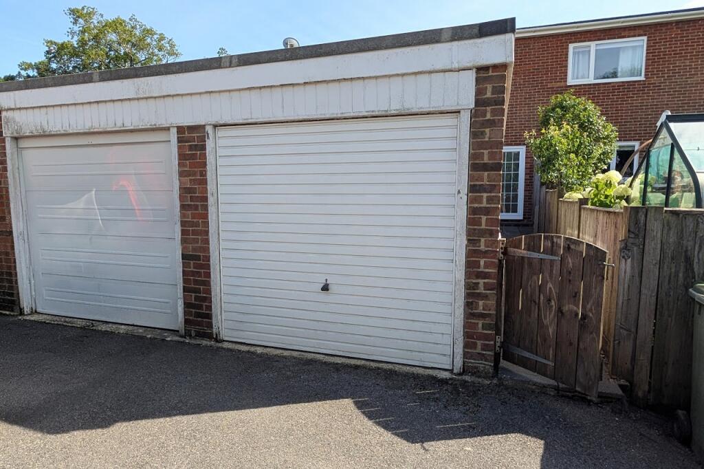 House in Fareham, Hill Park - View 2
