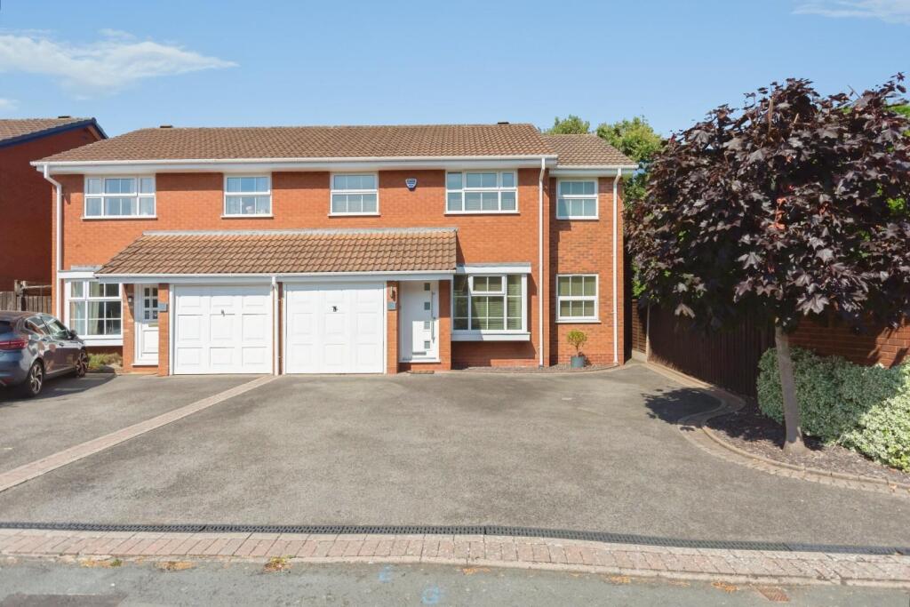 Main image of property: Shelsley Way, Solihull