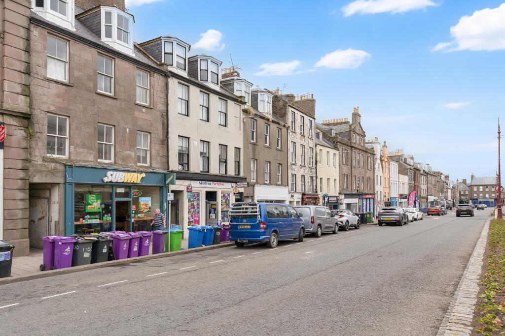 1-bed flat on 104, High Street, Montrose, Angus, £55,000