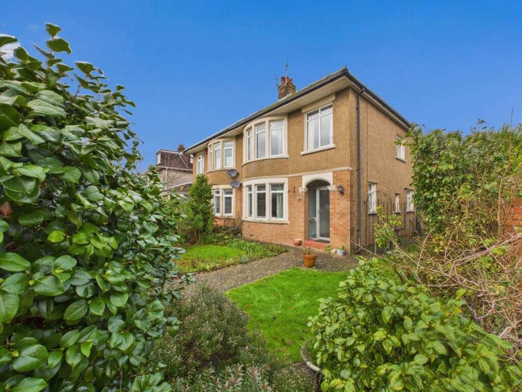 Main image of property: Waun-y-Groes Avenue, Rhiwbina, Cardiff. CF14