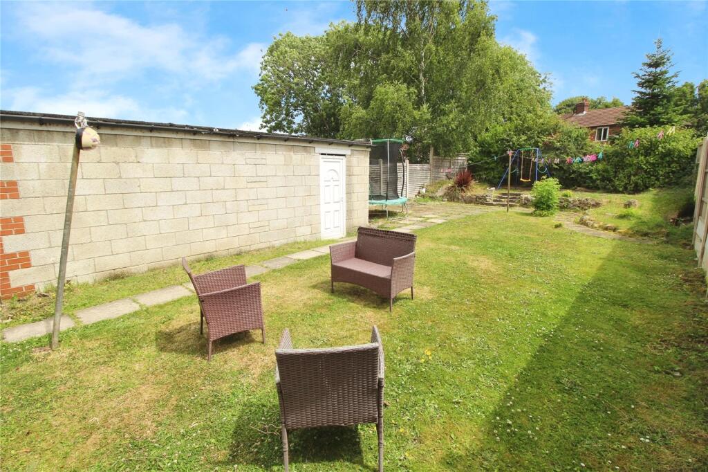 Woodlands Terrace, Edlington, Doncaster, South Yorkshire, DN12 photo 3