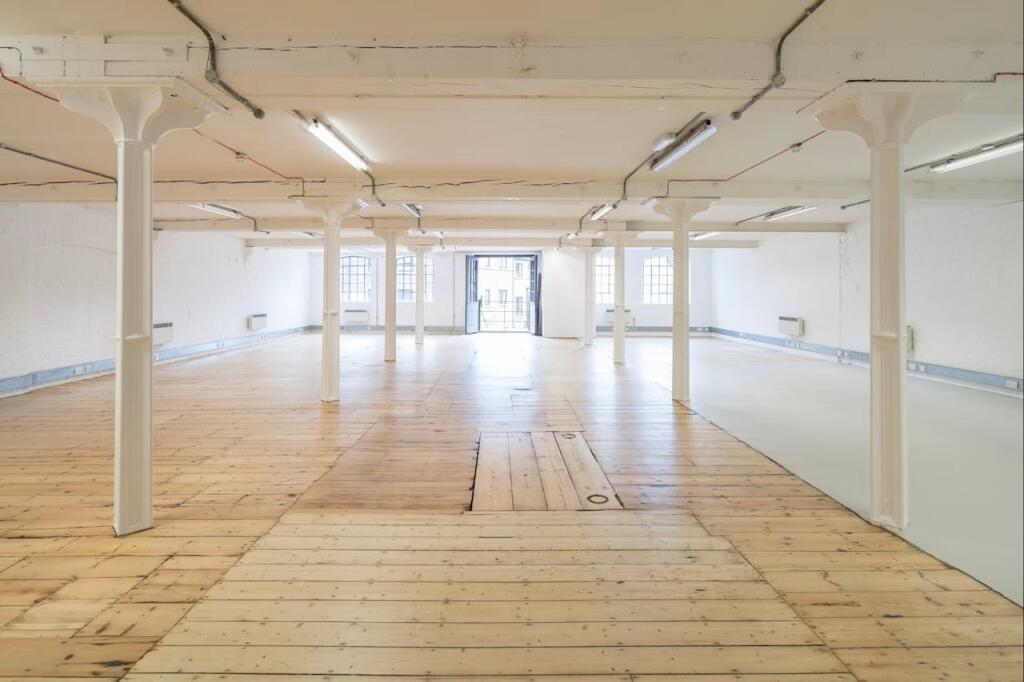 70-Wapping-Wall-London-Interior-Photo-23-LargeHi