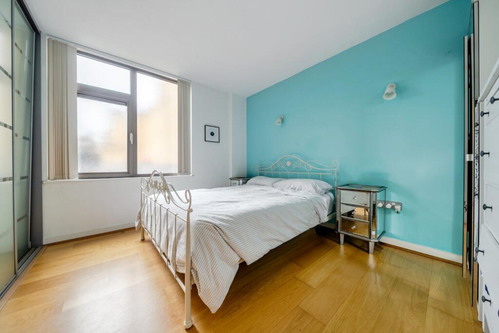 Apartment in London, Royal Borough of Greenwich - View 4