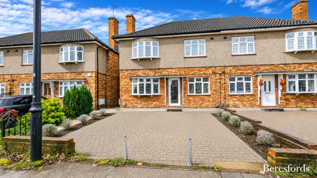 Main image of property: Station Road, Gidea Park, RM2