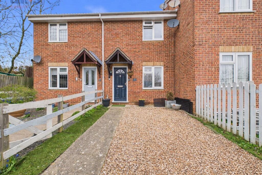 Main image of property: Chatsworth Gardens, Hockley, Essex