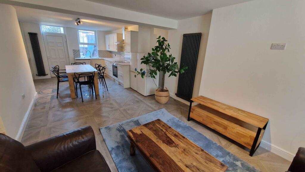 Main image of property: Ridgeway Terrace, Woodhouse, Leeds, LS6