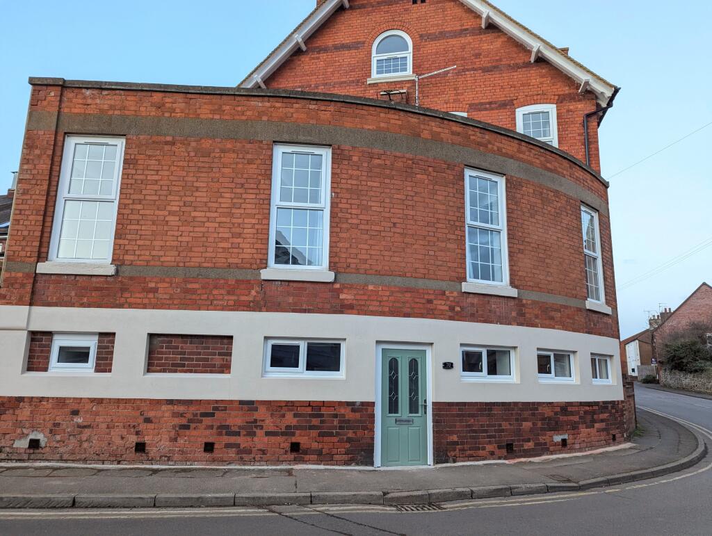 Main image of property: College Street, Irthlingborough, NN9