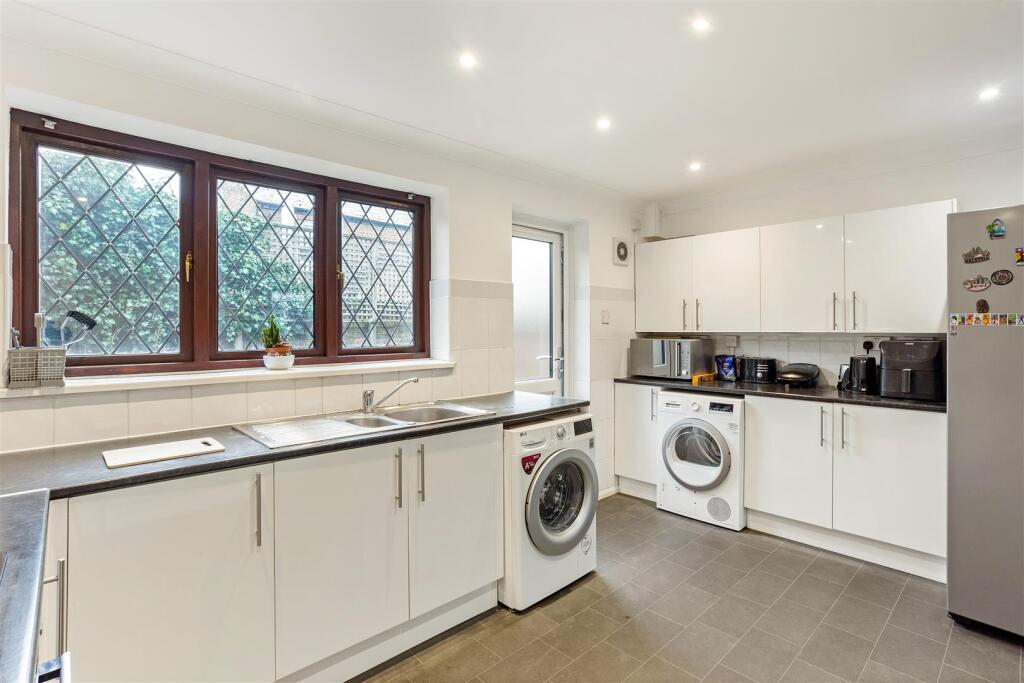 Ferrers Avenue, West Drayton - More