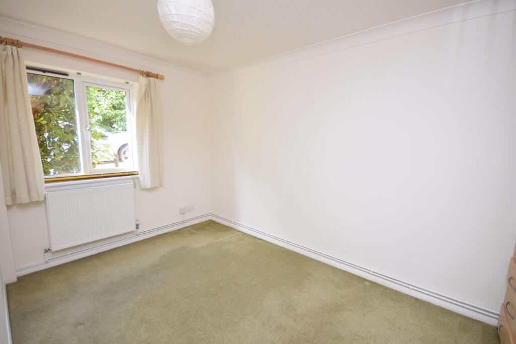 Apartment in Guildford - View 5