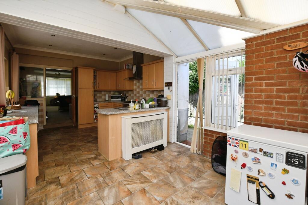House in Hull, Bilton - More