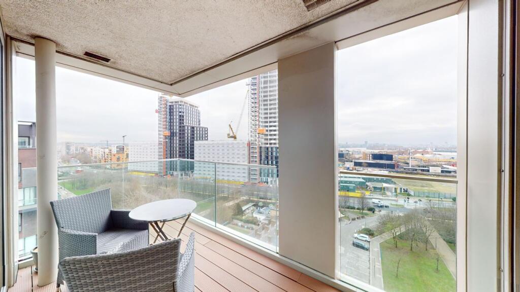 Apartment in London, Greenwich Peninsula - View 4