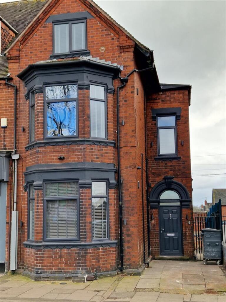 Main image of property: London Road, Oakhill, Stoke on Trent