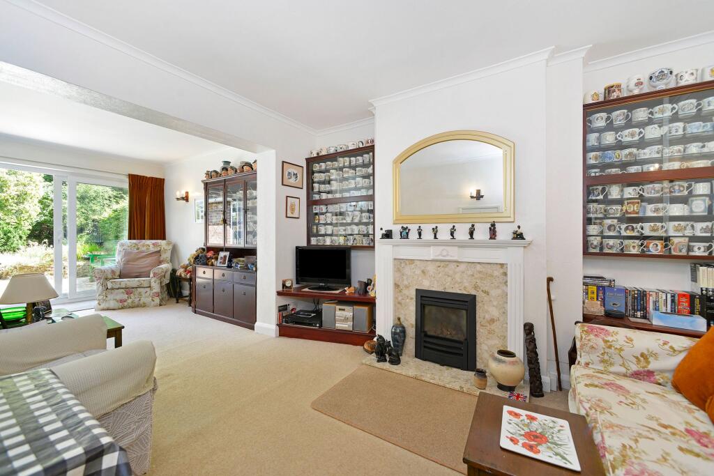 The Drive, Cranleigh, GU6 photo 2