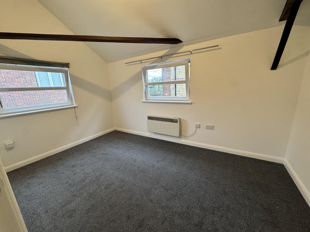 Apartment in Braintree, Witham - View 5