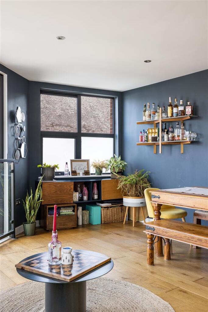 Apartment in London - View 4