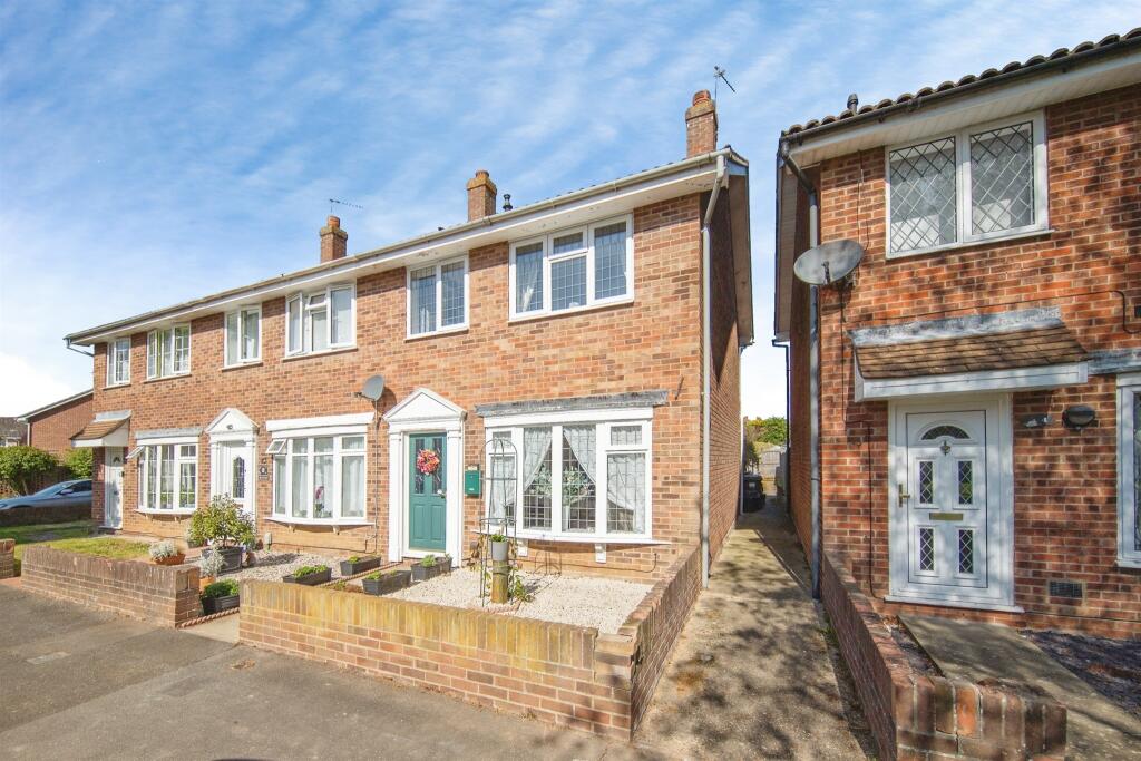 Main image of property: Twining Road, Colchester