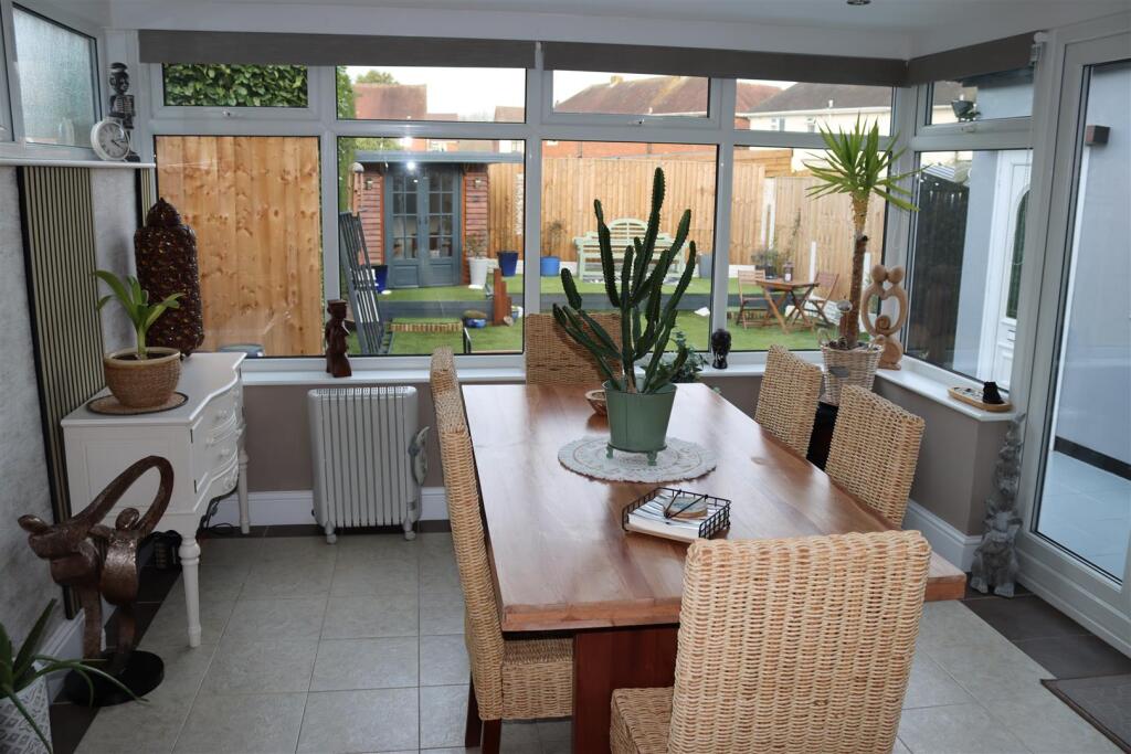 Oak Road, Pelsall photo 4