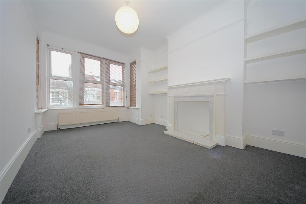 Main image of property: Park Hall Road, London, N2