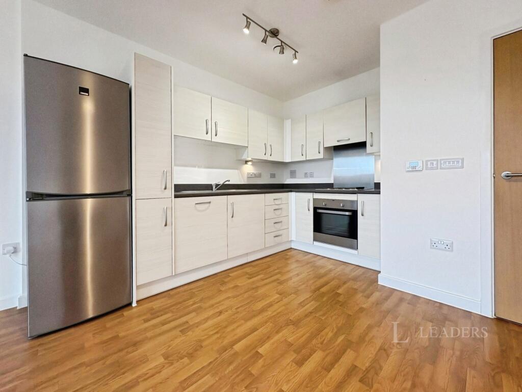 Apartment in Cambridge, Trumpington - More