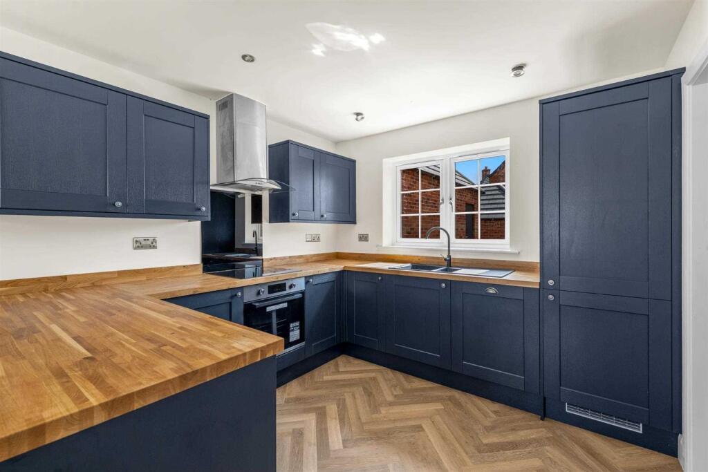 House in East Lindsey, Wragby - View 5