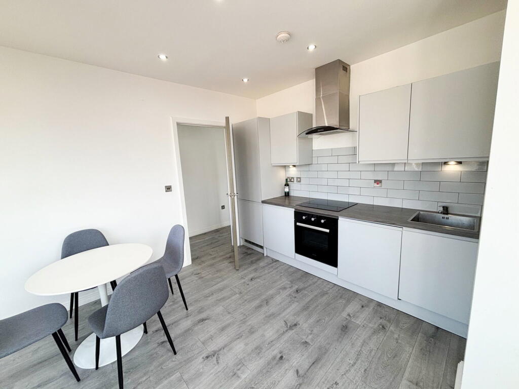 Additional image 3 of 205 Knights House The Parade , Sutton Coldfield, B72 1QB