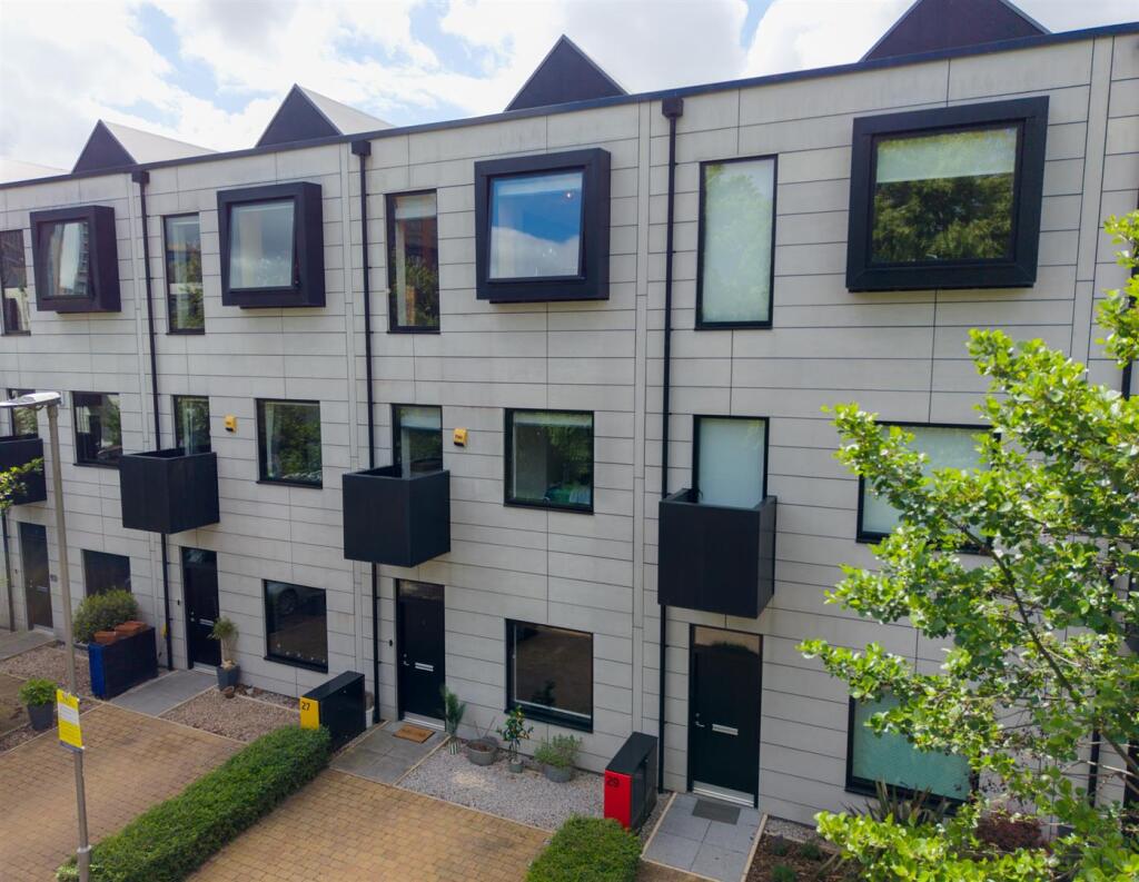 Main image of property: Sandywell Lane, Salford