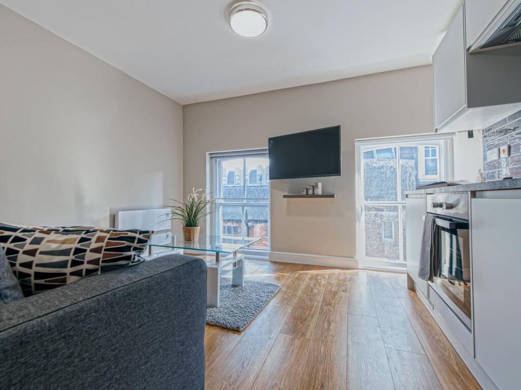 Main image of property: Apt 9, 41 St Paul's #529301