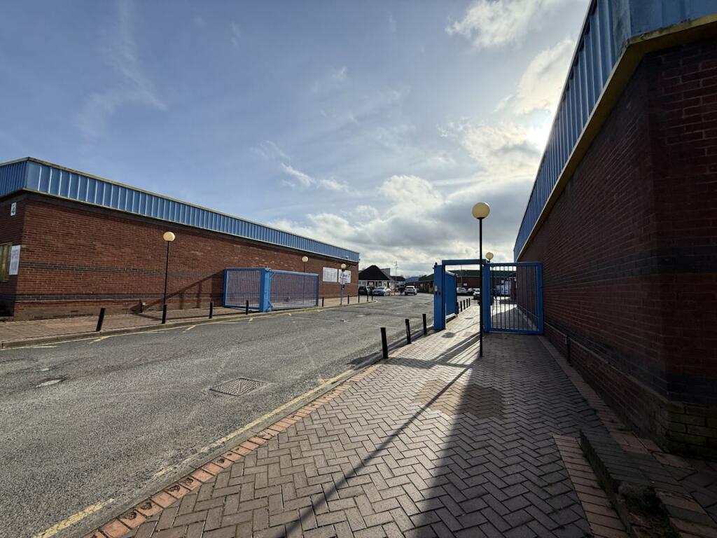 Additional image 31 of Queens Court Trading Estate, West Bromwich, B70 9EG