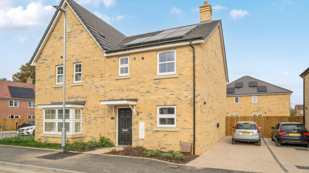 3-bed semi-detached on Monks Meadow Plot 7, Spalding, PE11 3LH, £90,000