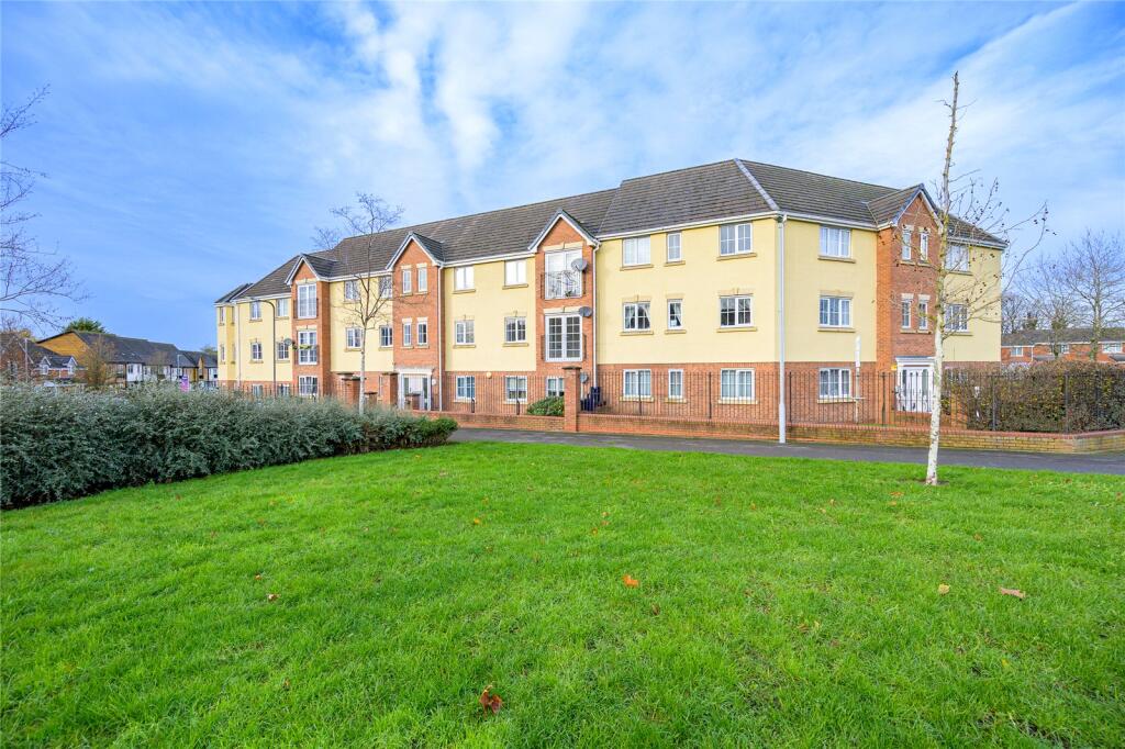 2-bed flat on Purcell Road, Bushbury, Wolverhampton, West Midlands, WV10, £100,000