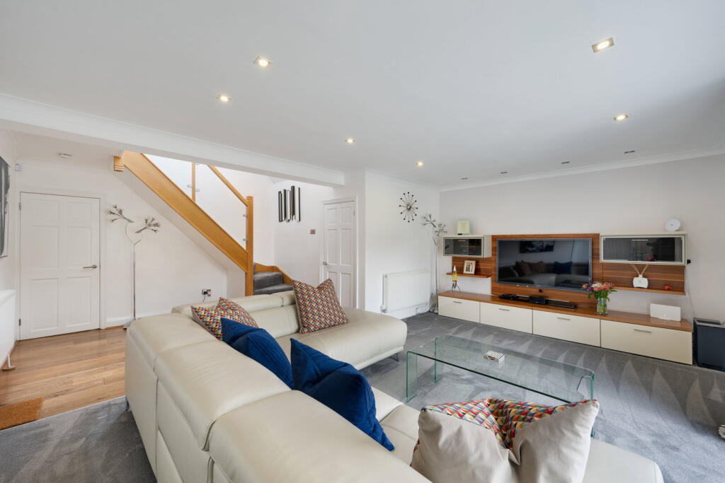 House in Bury, Starling - View 4
