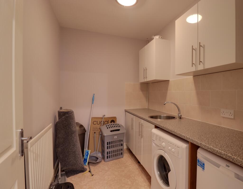 23 Hare Court, Todmorden photo 5