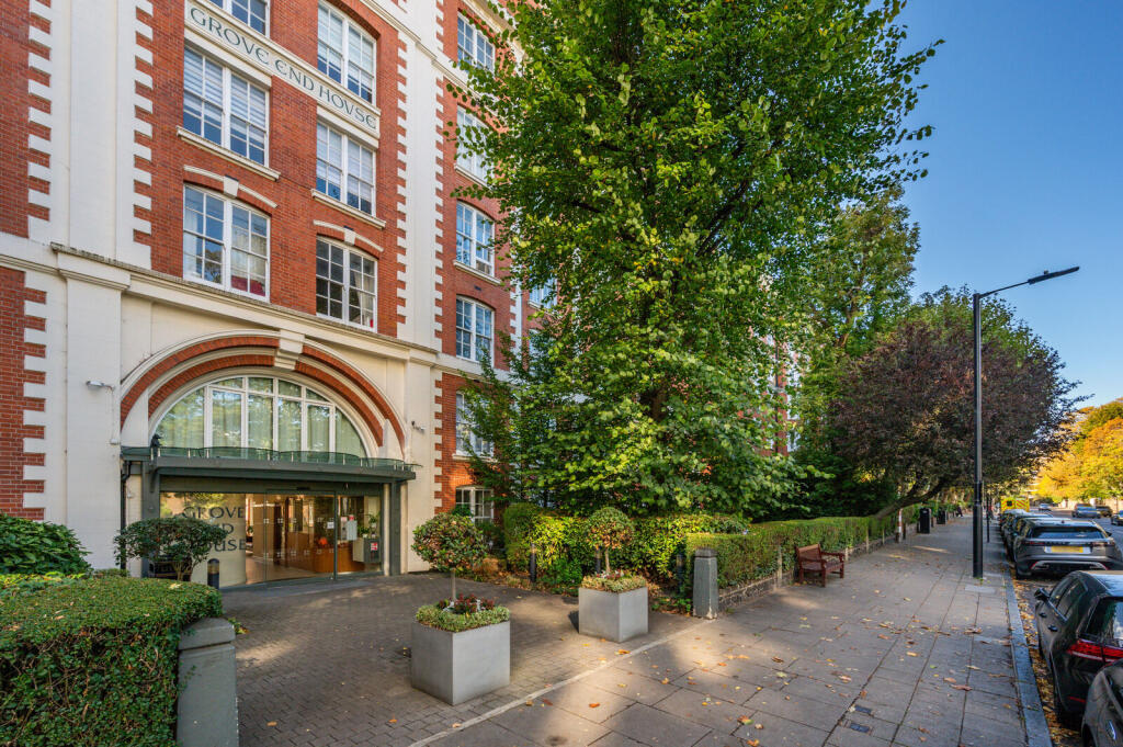 Apartment in London - View 2