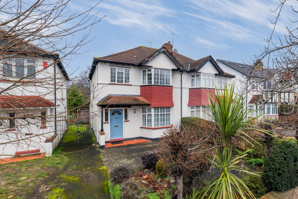 Main image of property: Weigall Road, London, SE12