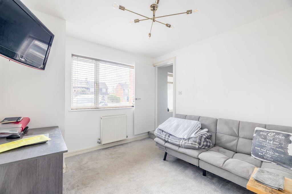 House in Slough, Stoke Poges - View 5