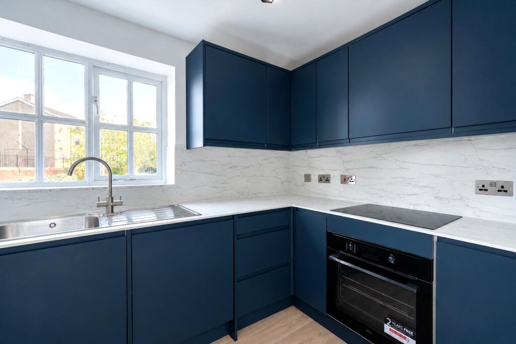 Apartment in Milton Keynes - View 2
