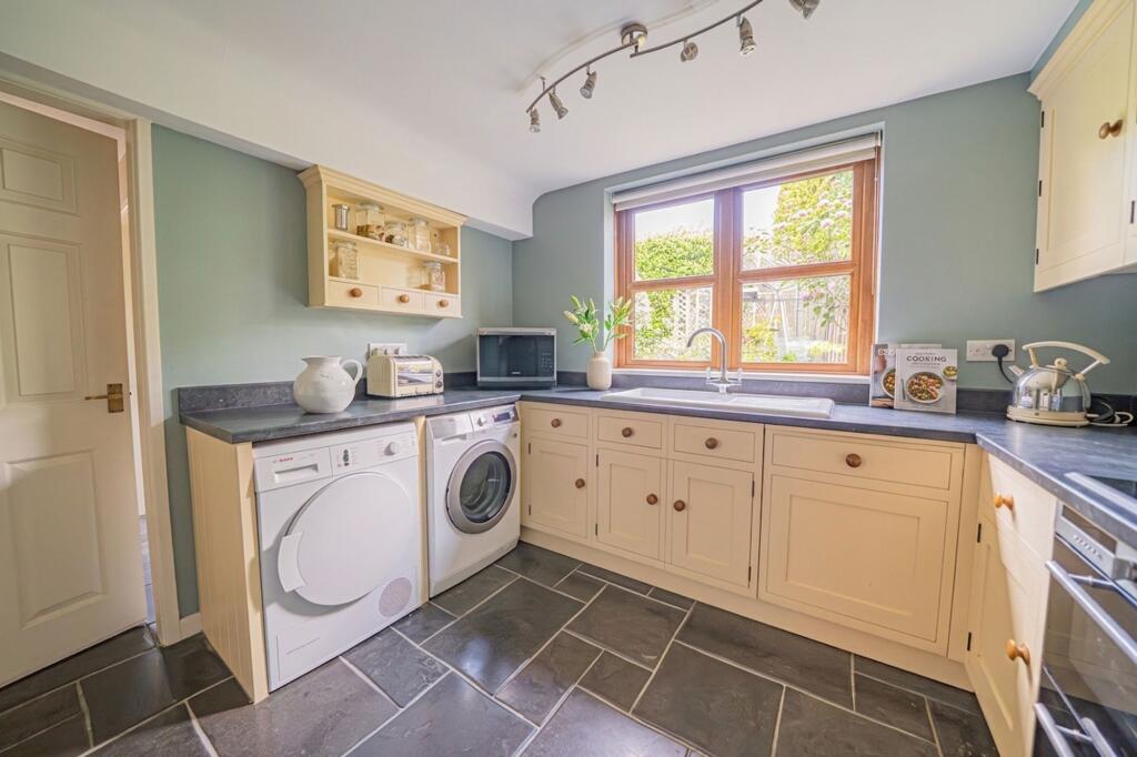 House in Solihull, Shirley - View 5
